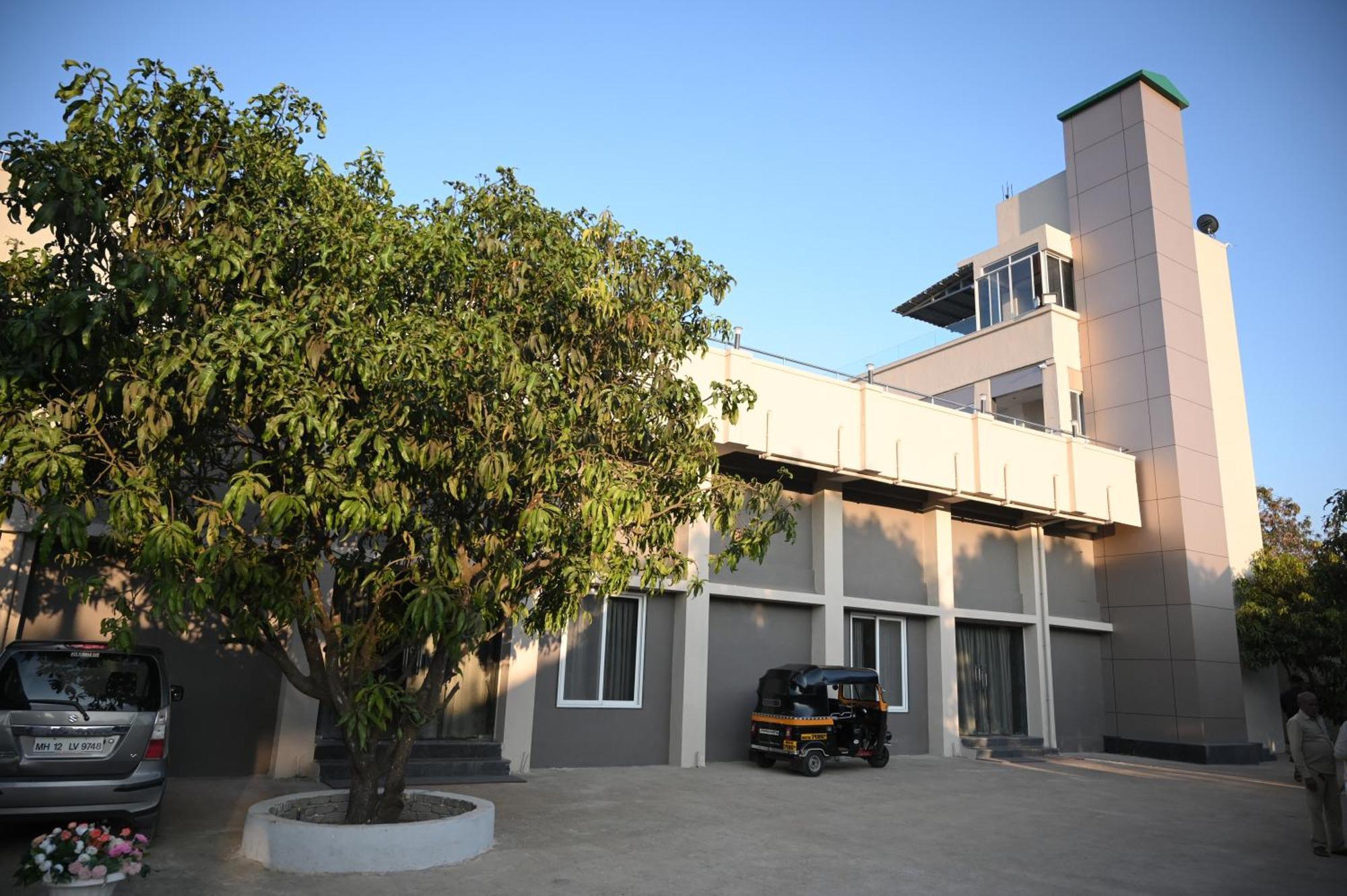 Mango Leaf Lake Resort Malkhed Exterior photo