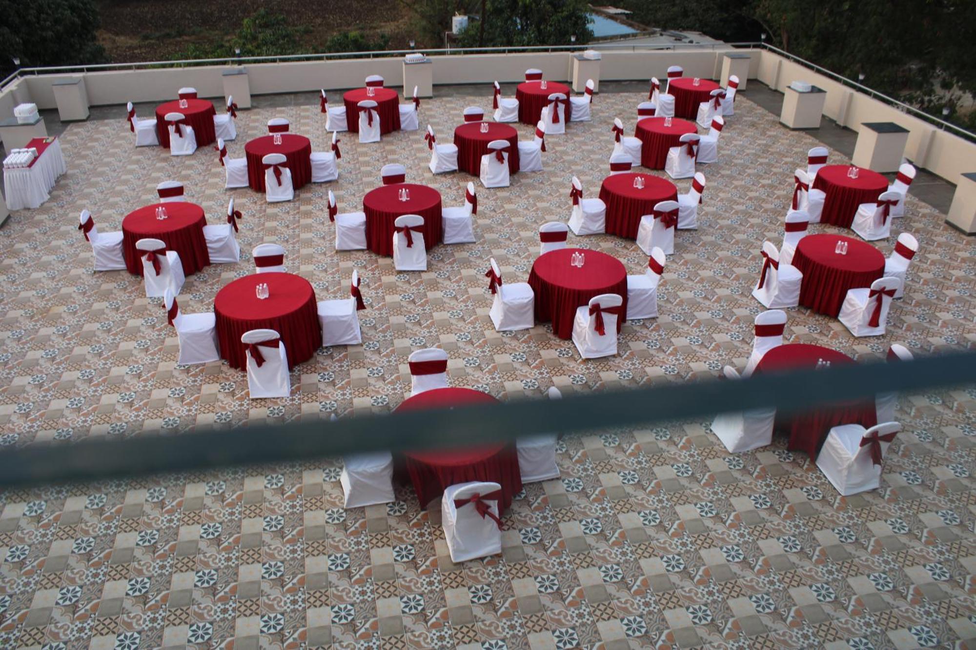 Mango Leaf Lake Resort Malkhed Exterior photo